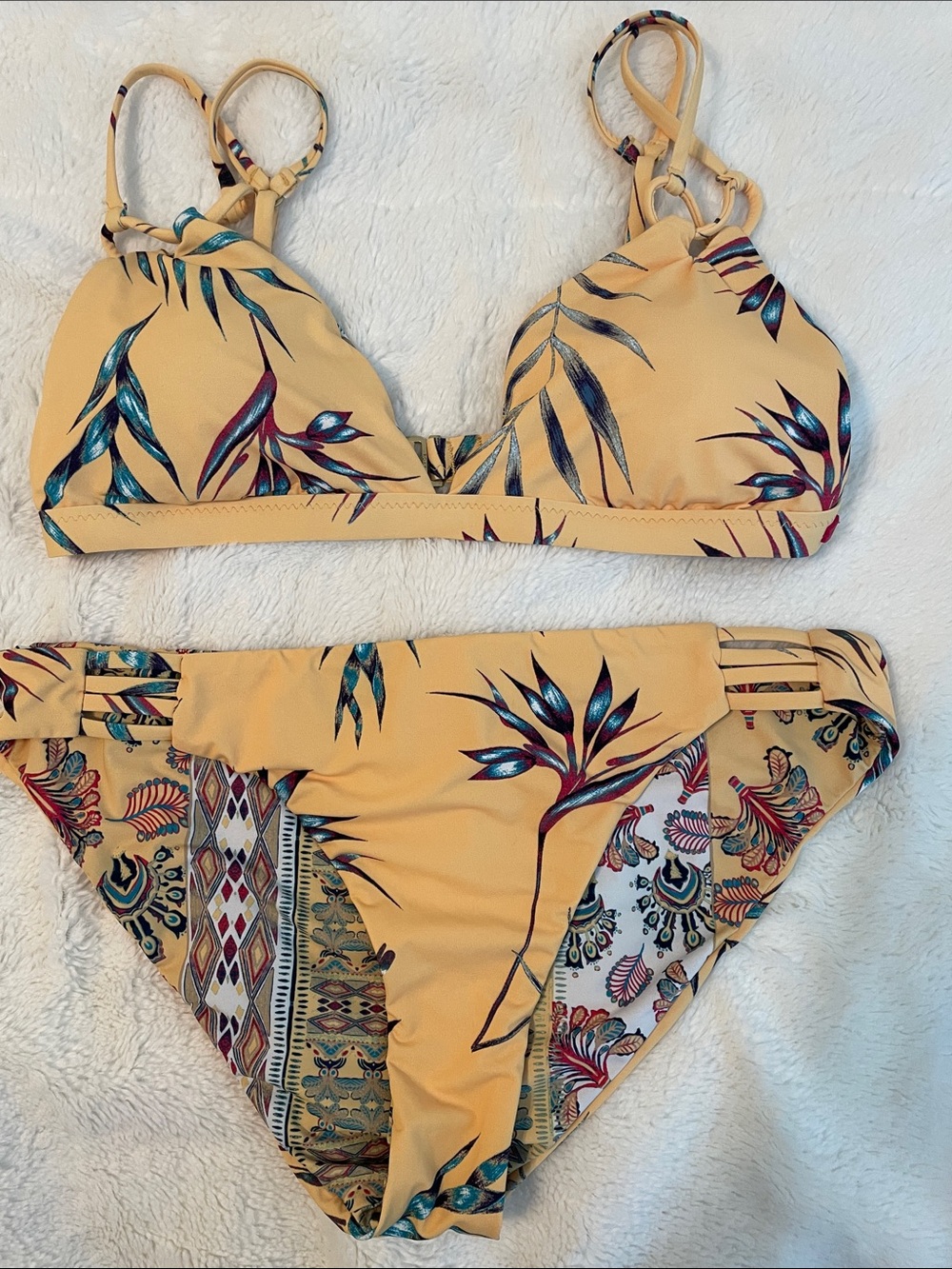 ROXY Womanโs double sided Yellow Floral Two-Piece Swim Set